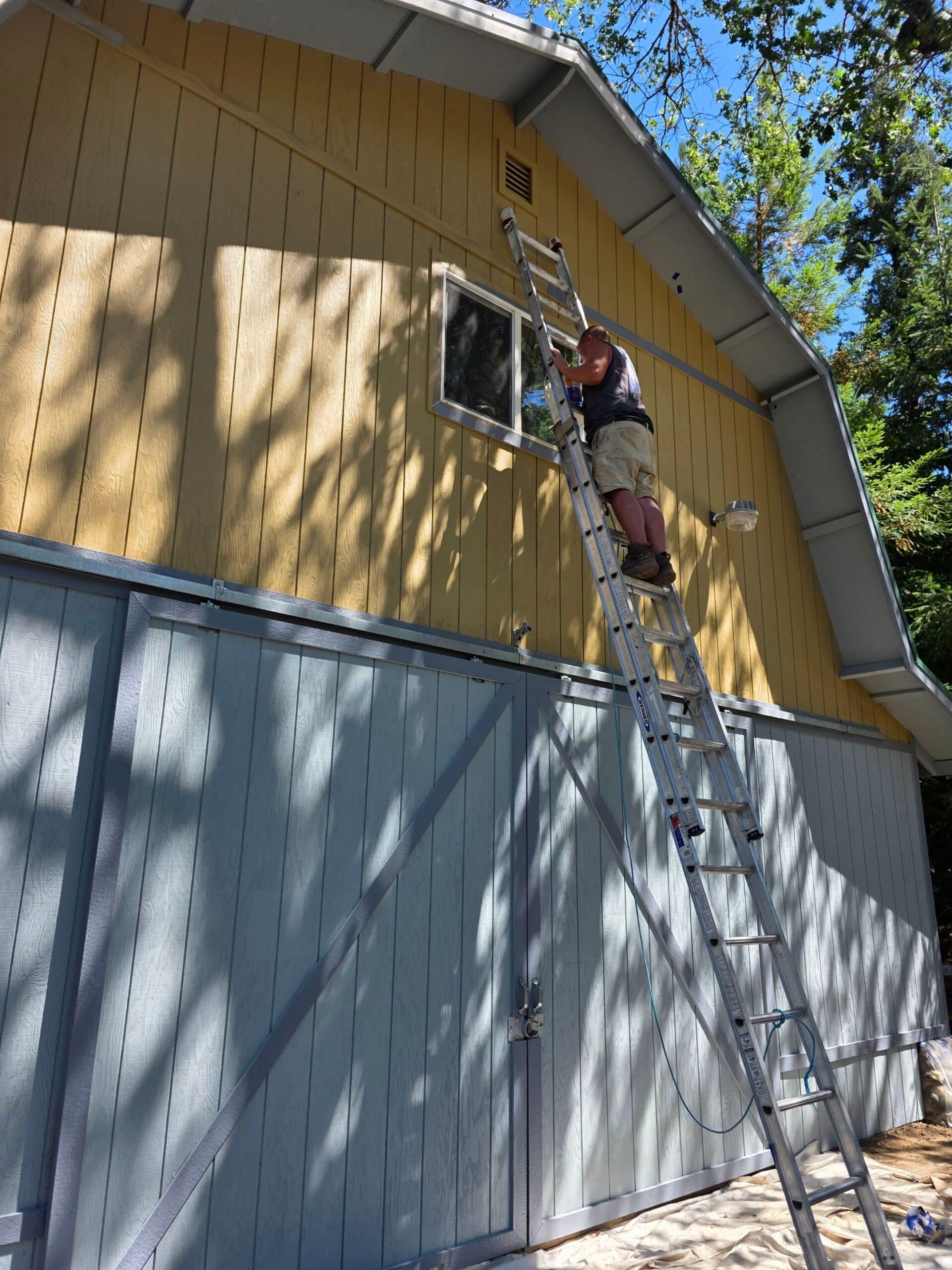 Applegate Valley Barn Repaint With Paint and Stain Applegate Valley Barn Repaint With Paint and Stain
